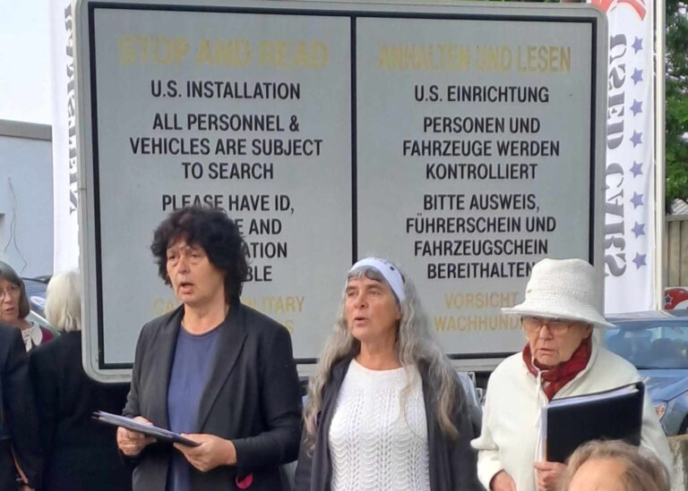 Blockadeaktion in Mainz-Kastel durch Lebenslaute