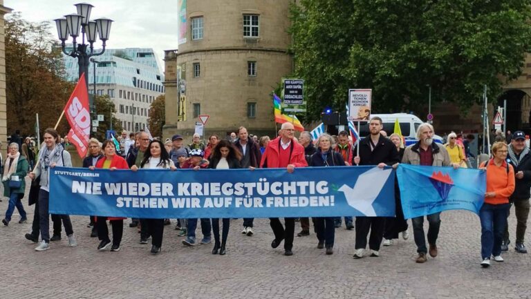 Impressionen von der Demo in Stuttgart am 3.10.